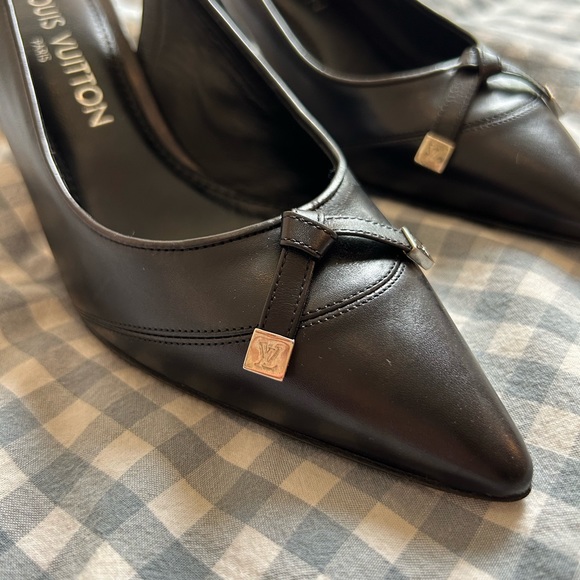 Vintage Louis Vuitton Slingback Kitten Leather Heels - Picture 6 of 12